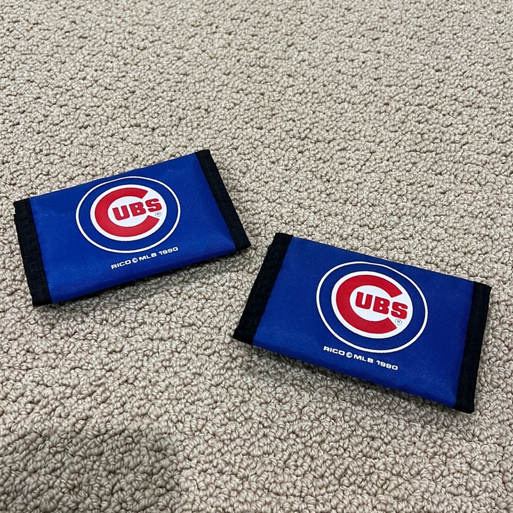 ONE CUBS Velcro Wallet. EUC